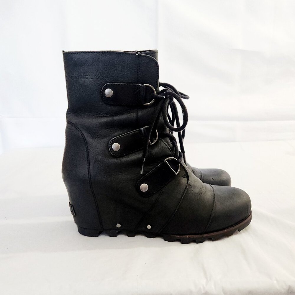 Sorel Joan of Arctic Wedge Lace Up Mid Boots